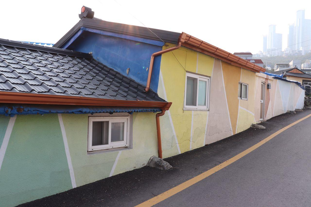 釜山青沙浦 青沙浦交通方式 雙胞胎 紅白燈塔